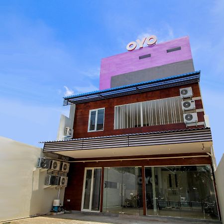 Oyo-168-K-15公寓 泗水 外观 照片