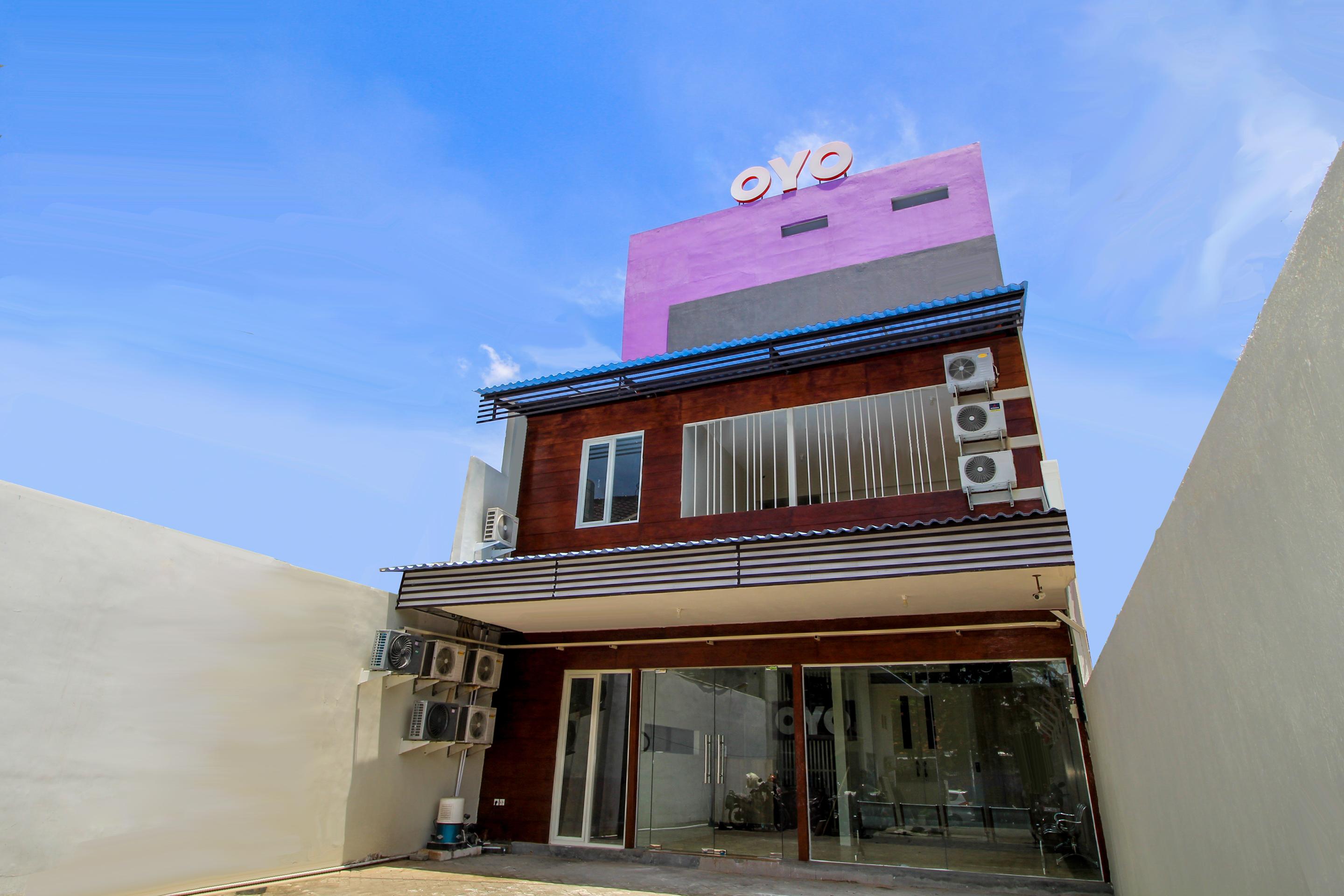Oyo-168-K-15公寓 泗水 外观 照片