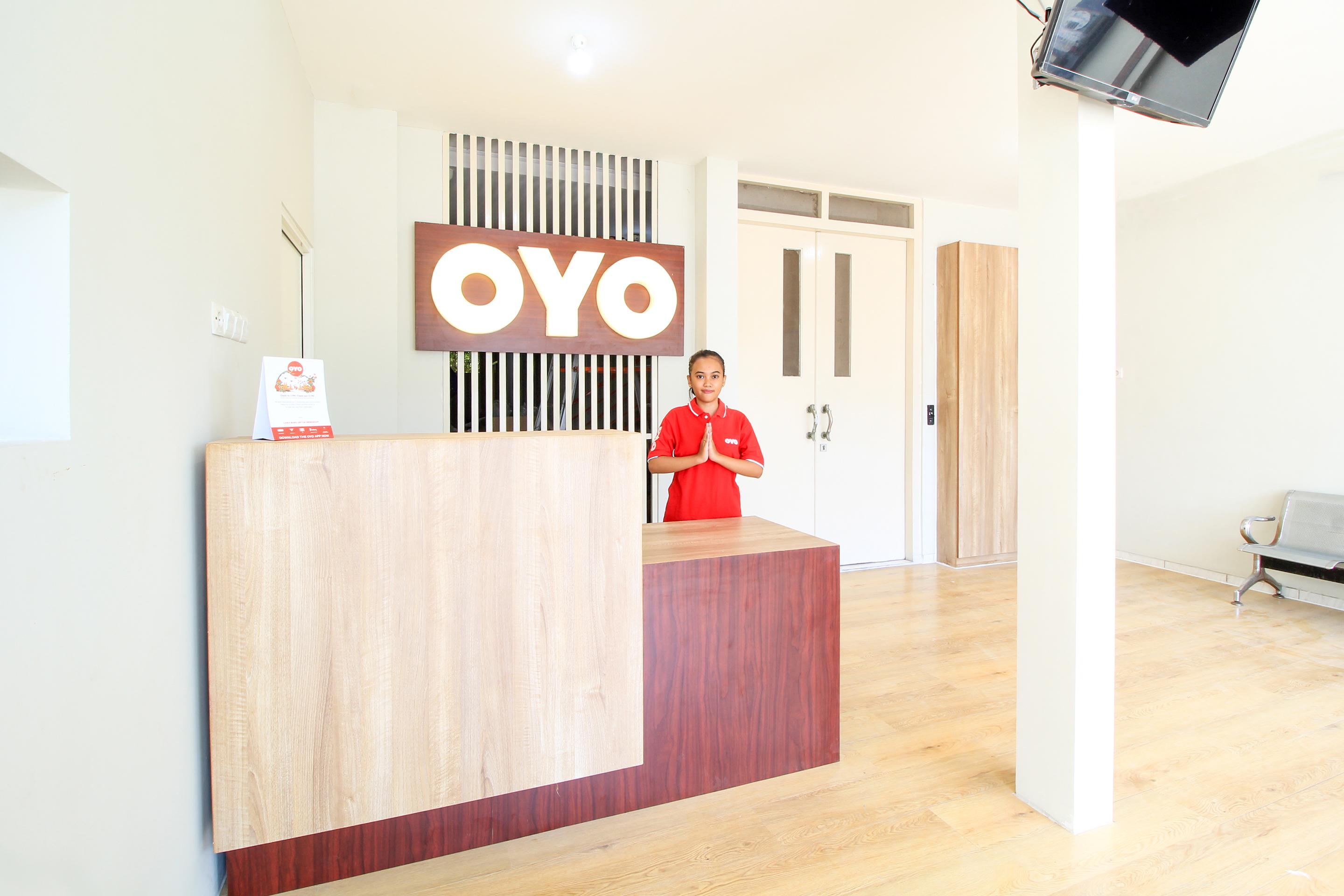 Oyo-168-K-15公寓 泗水 外观 照片
